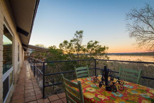 Hacienda Lake Lodge Home image 13