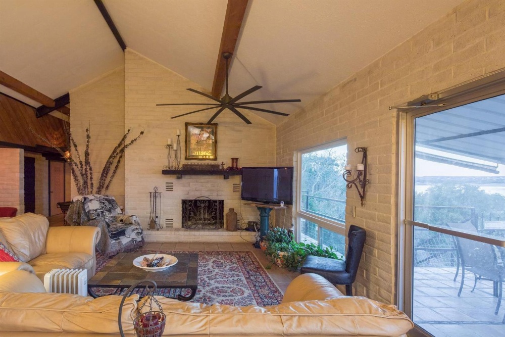 Hacienda Lake Lodge Home Main image